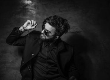 Bí Quyết Mặc Phong Cách Vest Nam Trẻ Trung